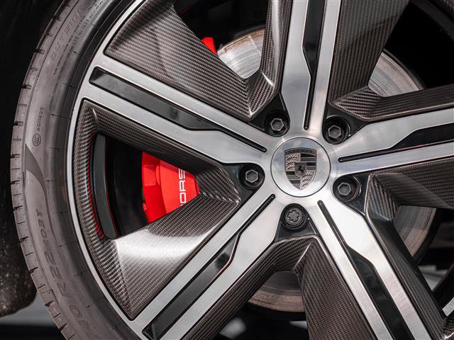 Certified 2024 Porsche Macan Turbo Electric image 12