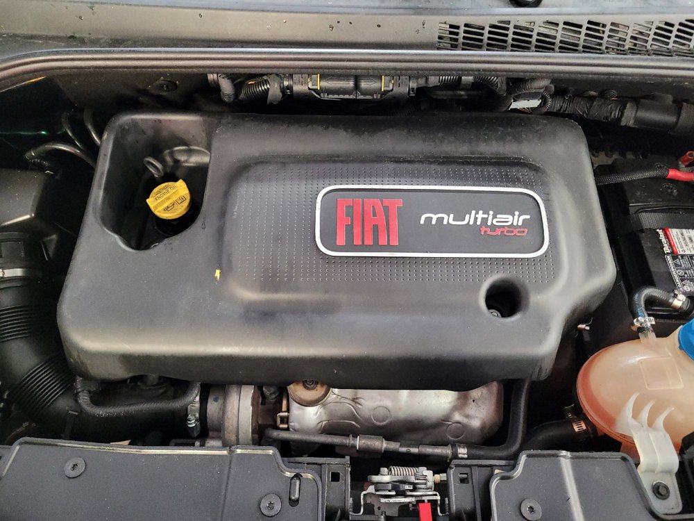 Used 2015 FIAT 500L Trekking FWD image 30