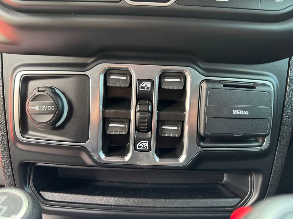 Used 2022 Jeep Wrangler Unlimited Sport S image 27