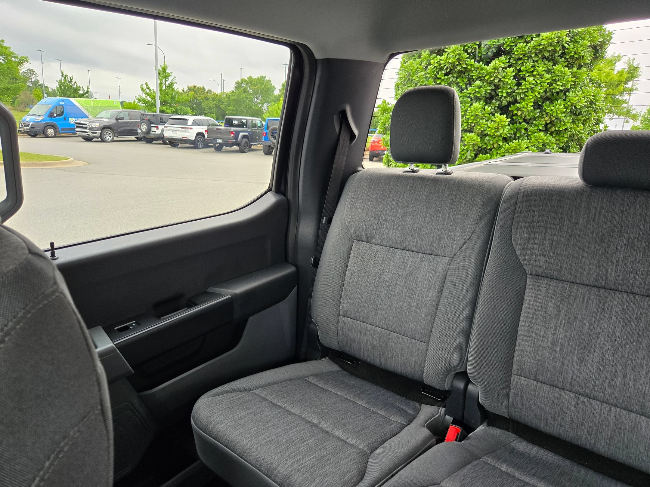 Used 2022 Ford F150 XL w/ Equipment Group 101A High AWD/4WD image 12