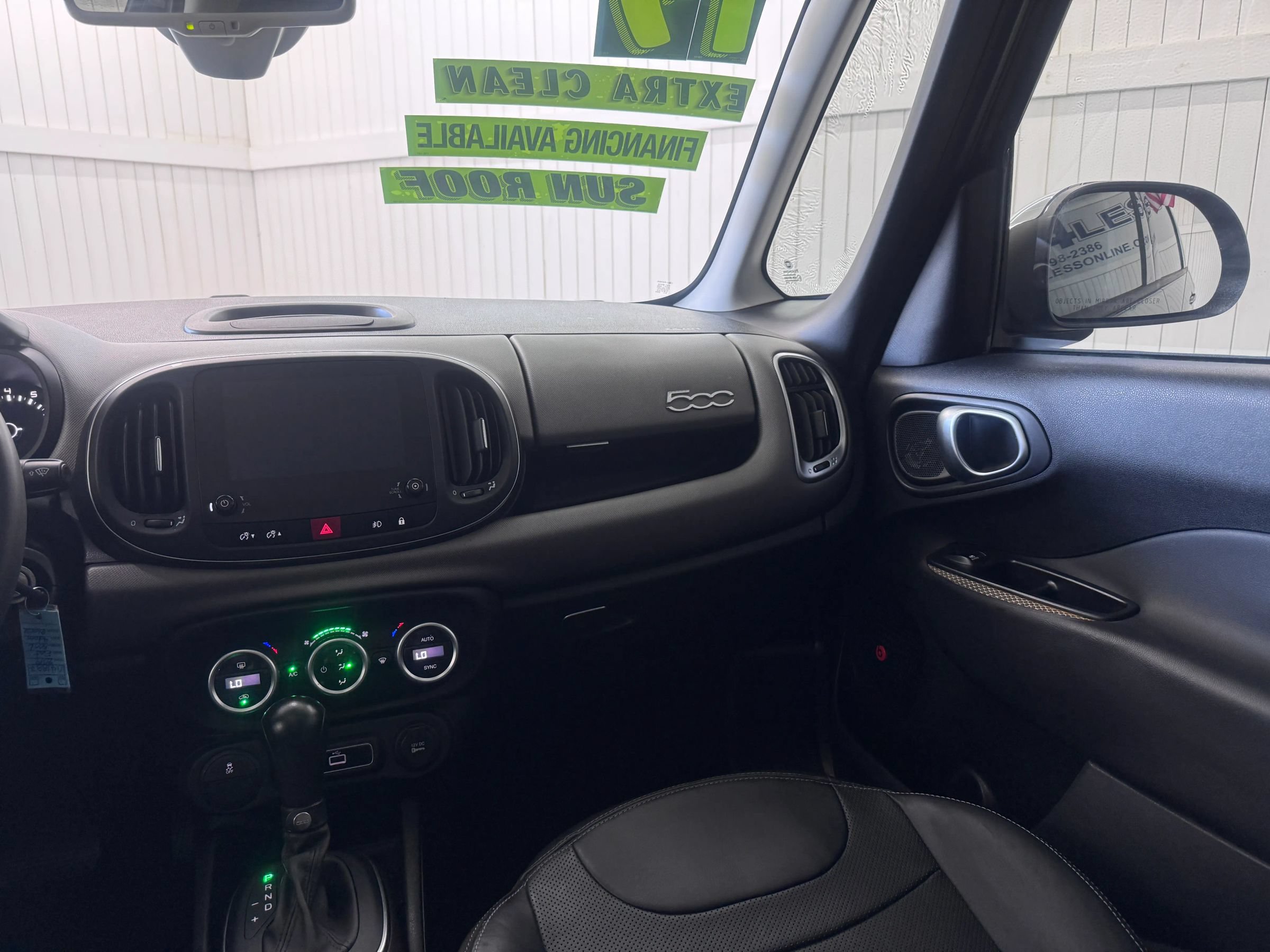 Used 2019 FIAT 500L Lounge w/ Graphite Edition FWD image 16