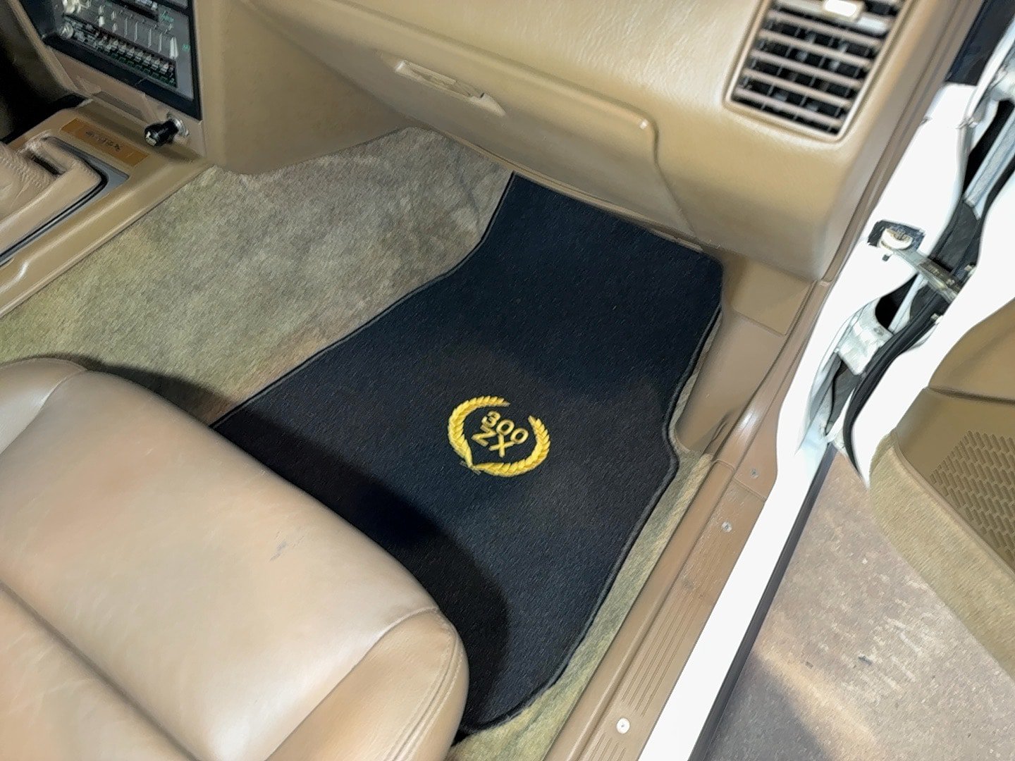 Used 1987 Nissan 300ZX Turbo Hatchback RWD image 85