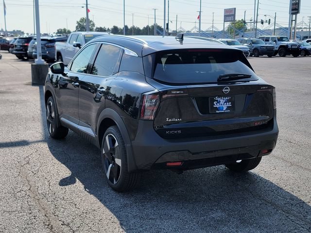 New 2025 Nissan Kicks SR w/ SR Premium Package AWD/4WD image 8