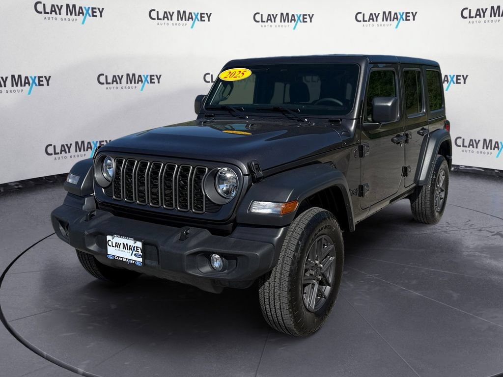 Used 2025 Jeep Wrangler Unlimited Sport AWD/4WD image 1