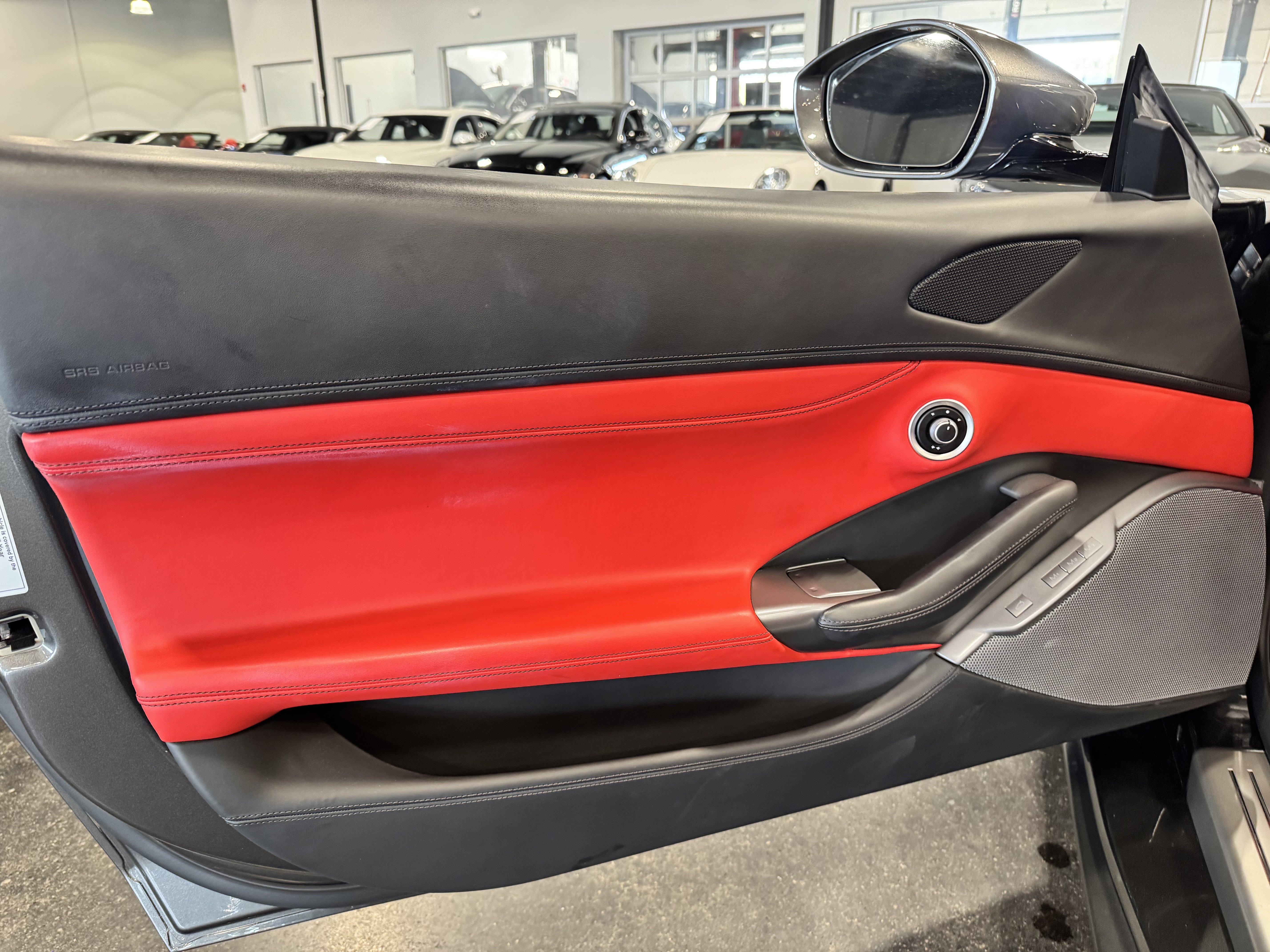 Used 2020 Ferrari Portofino image 30