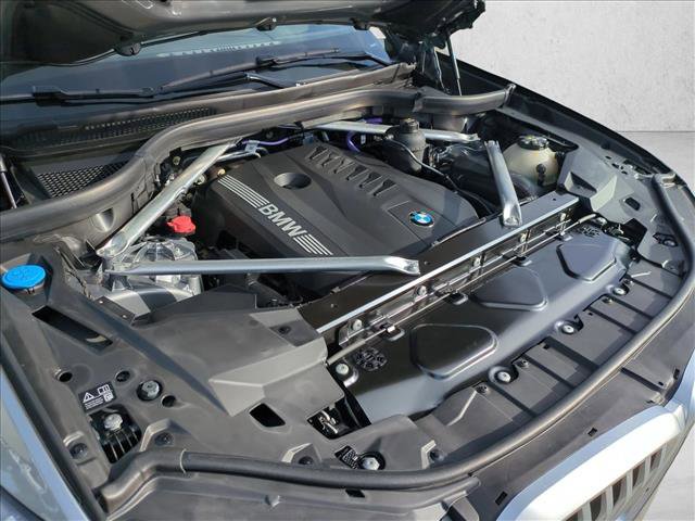 Certified 2026 BMW X5 xDrive40i w/ M Sport Package AWD/4WD image 25