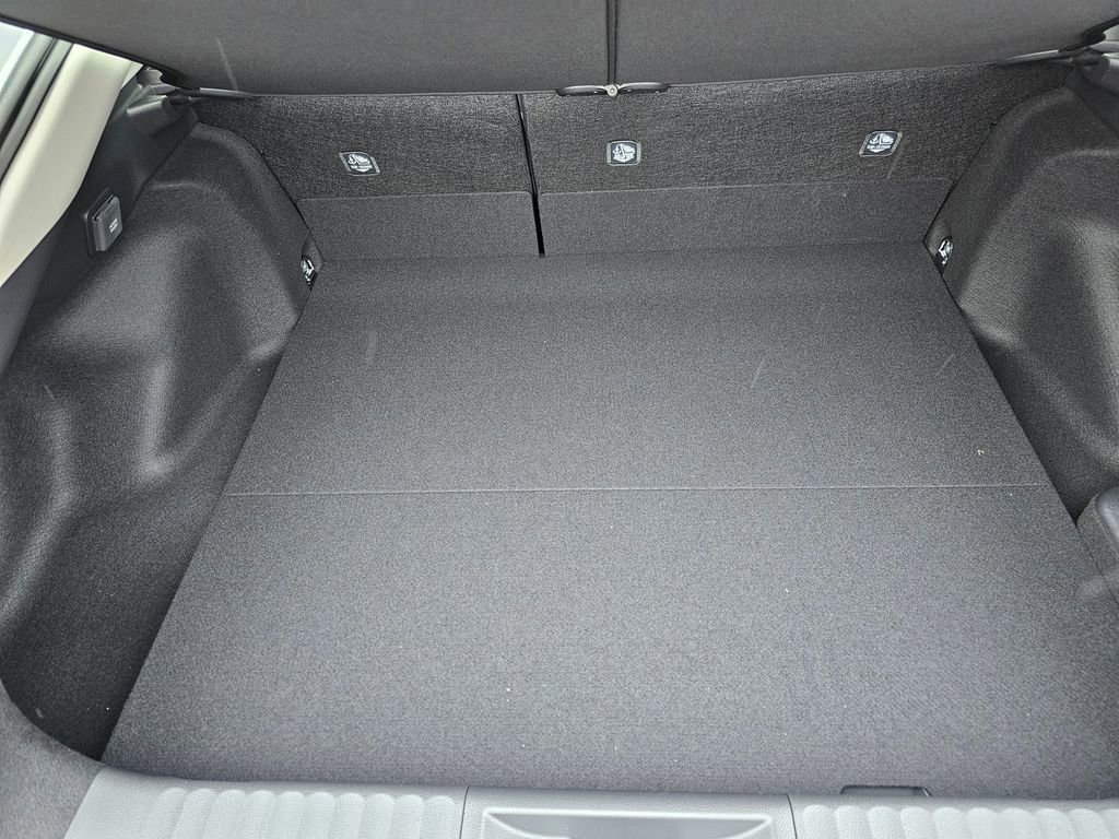 New 2026 Toyota Prius XSE image 14