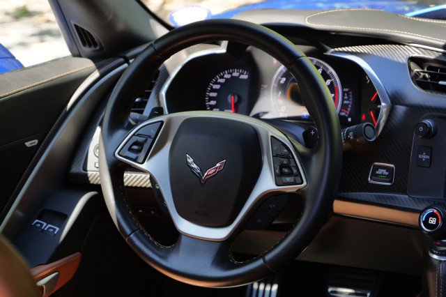 Used 2015 Chevrolet Corvette Stingray Coupe w/ 2LT Preferred Equipment Group RWD image 21
