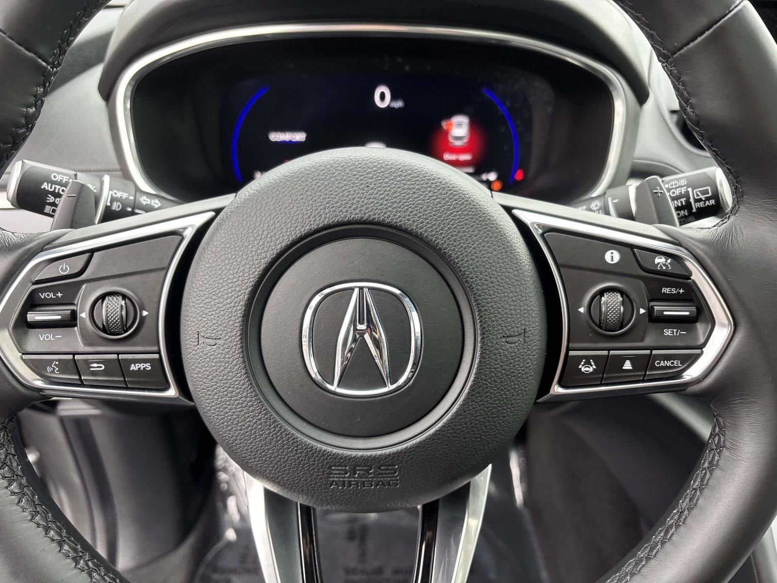 Used 2023 Acura MDX SH-AWD w/ Technology Package image 19