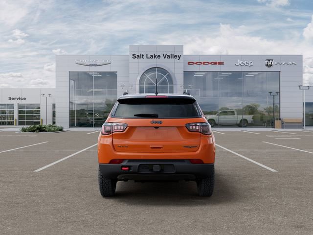 New 2026 Jeep Compass Trailhawk w/ Sun, Sound & Navigation Group AWD/4WD image 7