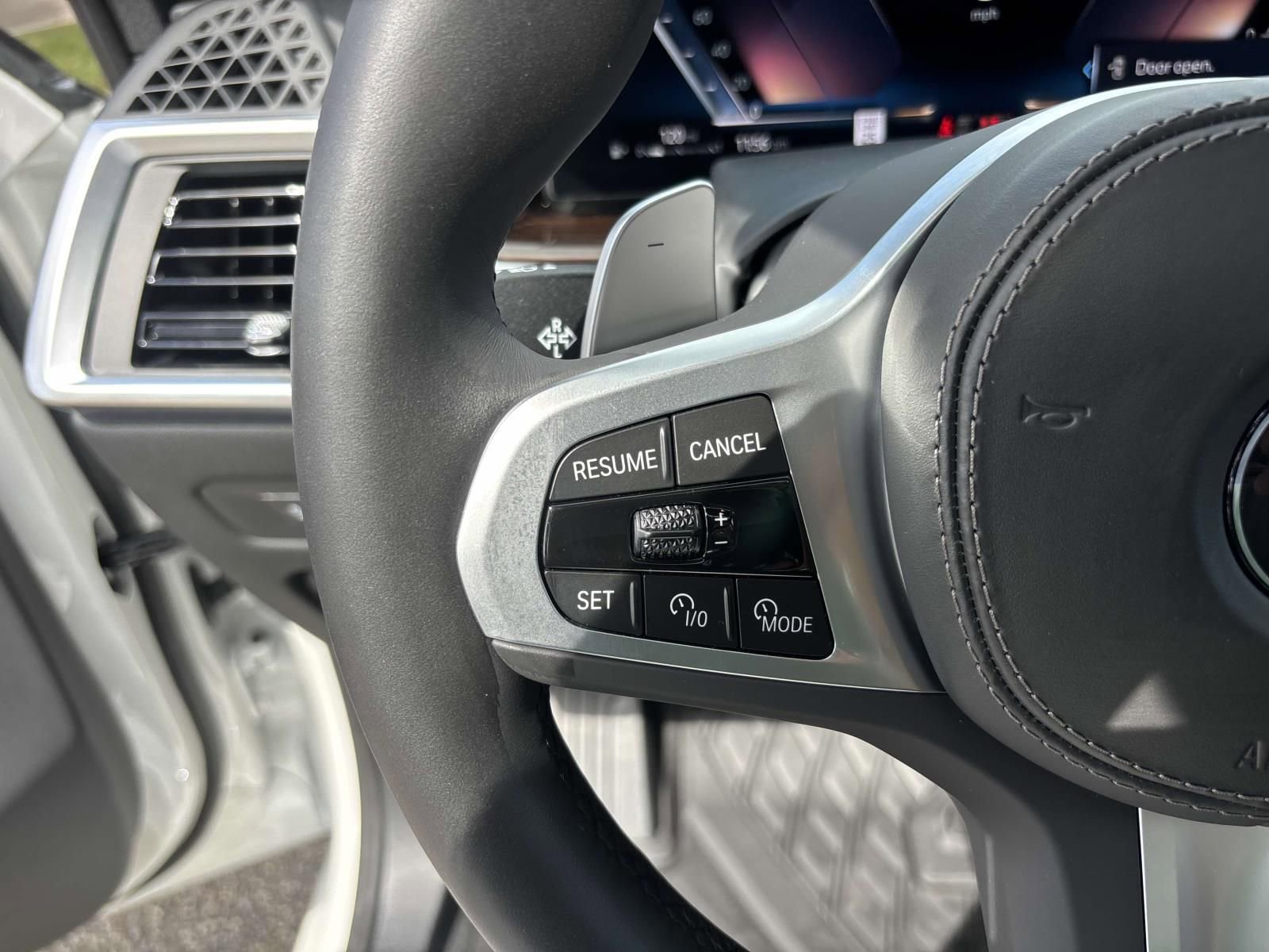 New 2026 BMW X5 xDrive40i w/ M Sport Package image 17