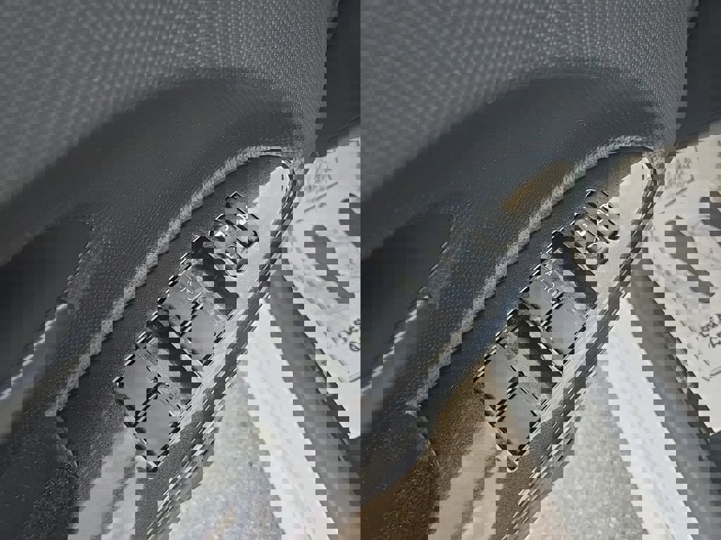 Used 2010 Scion xD image 15