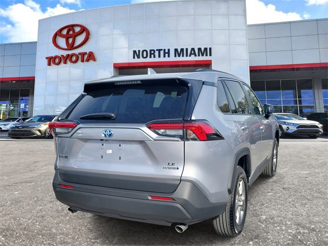 Used 2024 Toyota RAV4 LE image 4