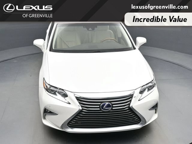 Used 2017 Lexus ES 300h w/ Luxury Package FWD image 17