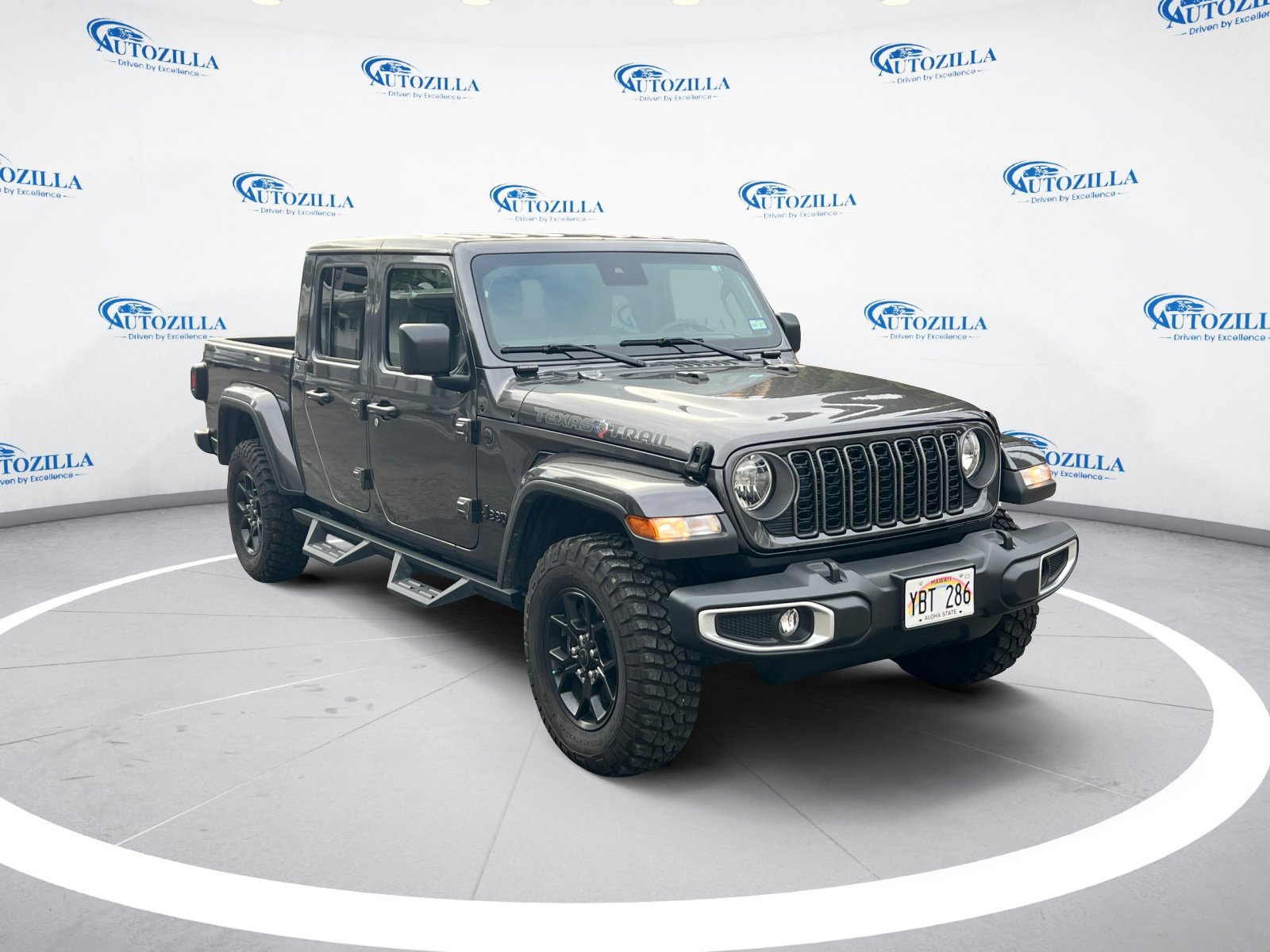Used 2025 Jeep Gladiator Sport image 7