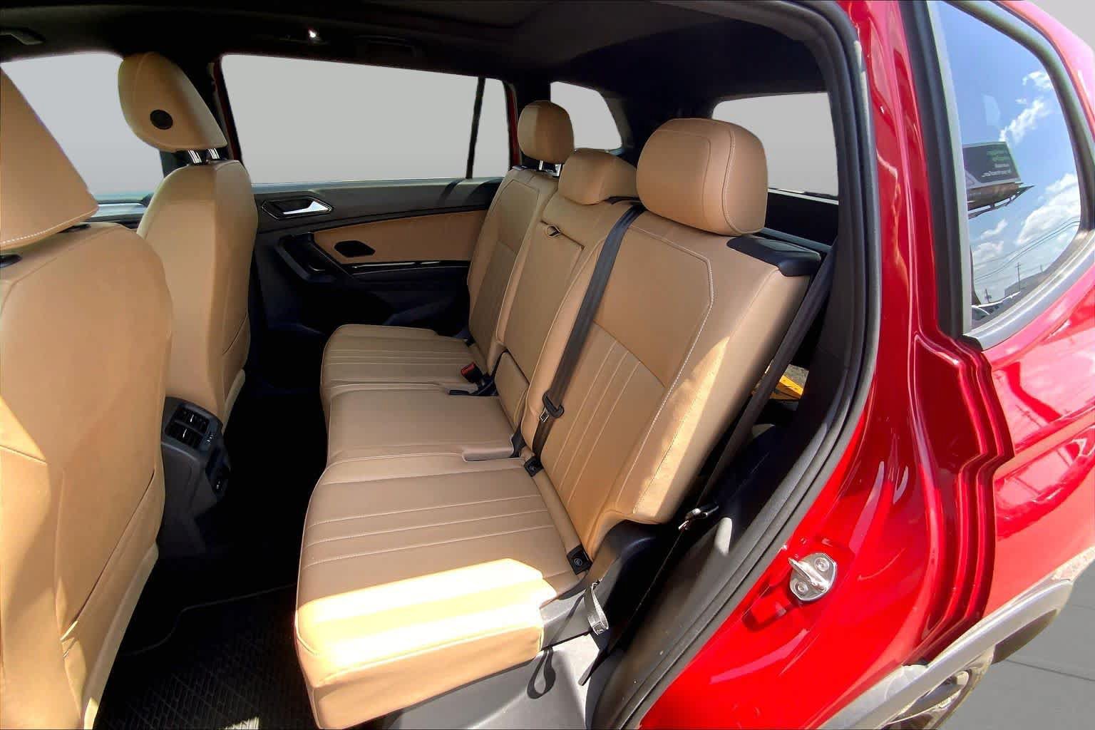 Used 2024 Volkswagen Tiguan SE R-Line FWD image 20