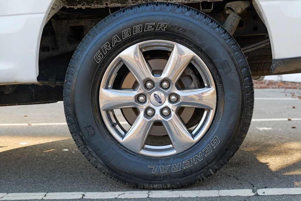 Used 2019 Ford F150 XLT w/ Equipment Group 302A Luxury AWD/4WD image 16