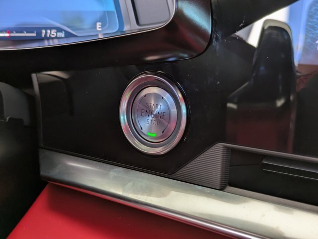 Used 2024 Chevrolet Corvette Stingray Premium Conv w/ Z51 Performance Package image 28