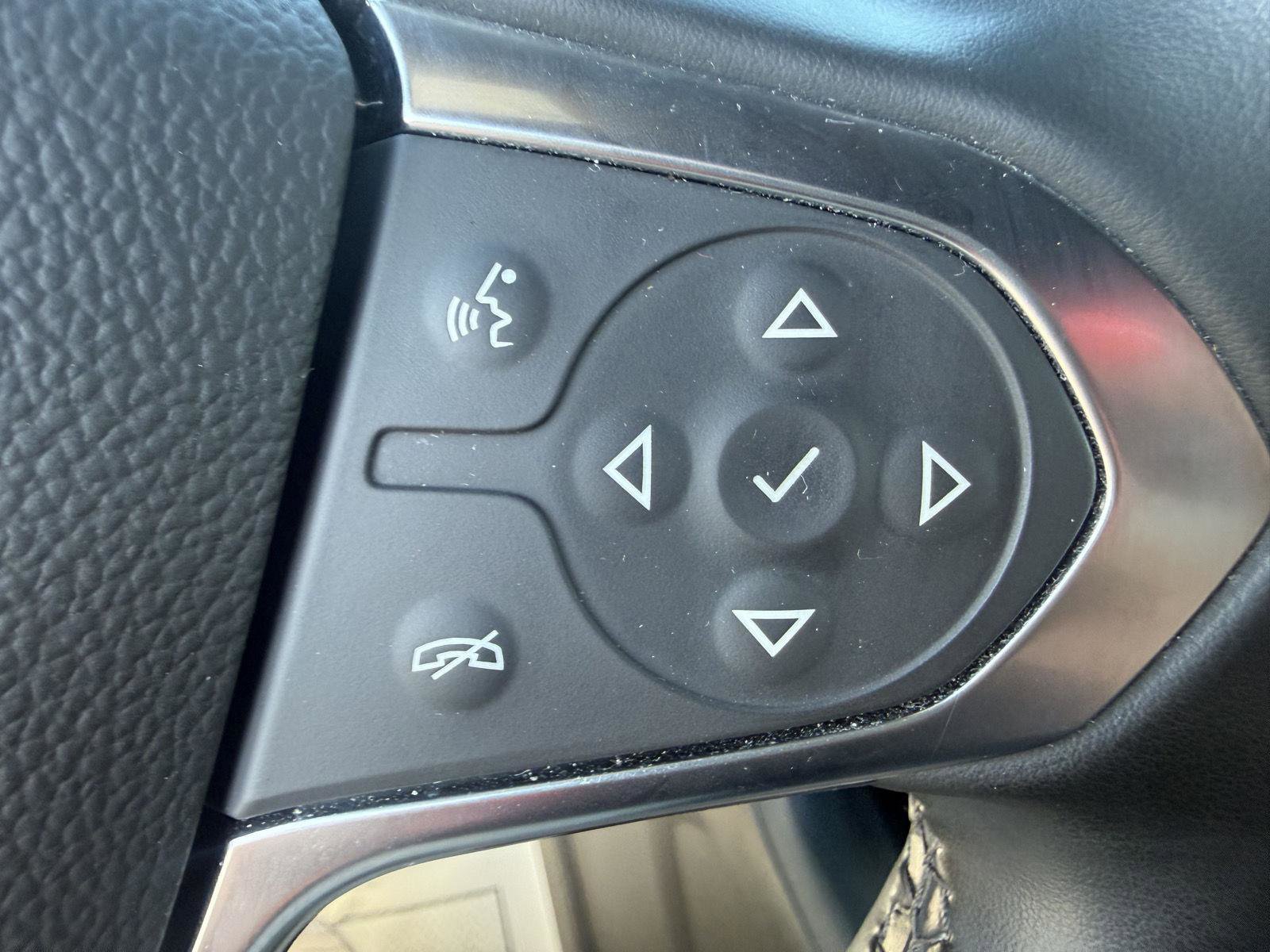 Used 2023 Chevrolet Traverse LT w/ LPO, Floor Liner Package image 14