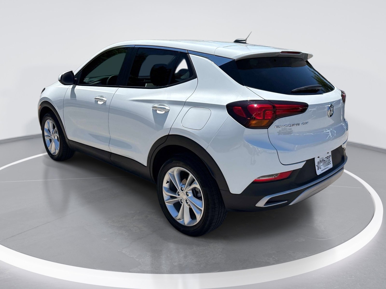 Used 2023 Buick Encore GX Preferred w/ Cold Weather Comfort Package FWD image 6