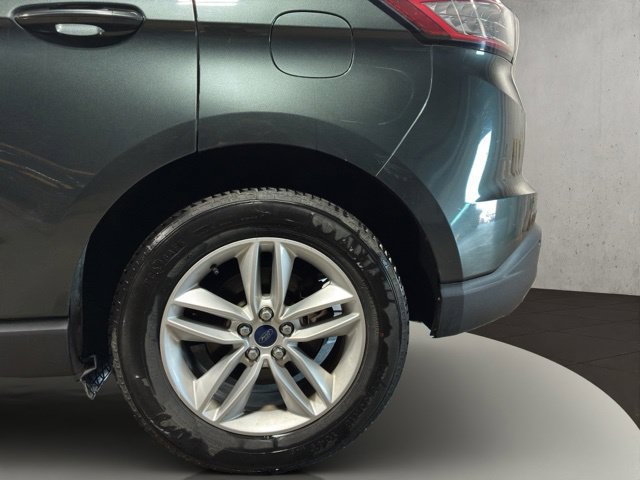 Used 2015 Ford Edge SEL FWD image 31