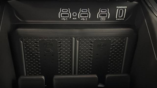 New 2026 RAM 1500 Laramie w/ Night Edition image 44