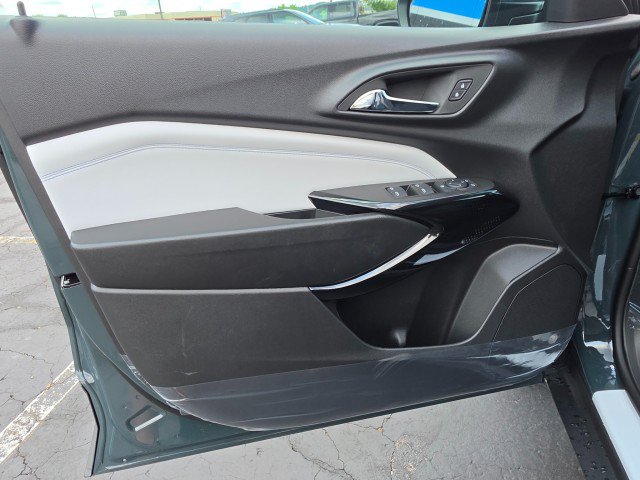 New 2026 Chevrolet Trax LT w/ Driver Confidence Package FWD image 26