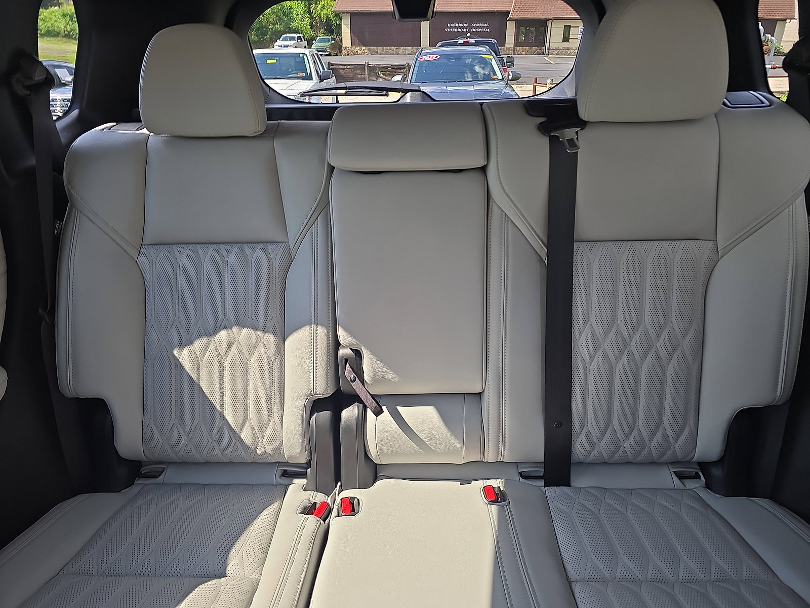 New 2025 Mitsubishi Outlander image 23