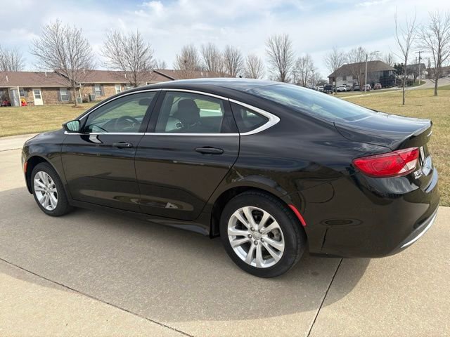 Used 2016 Chrysler 200 Limited image 7
