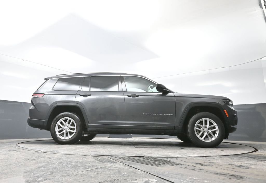 Used 2023 Jeep Grand Cherokee L Laredo image 52