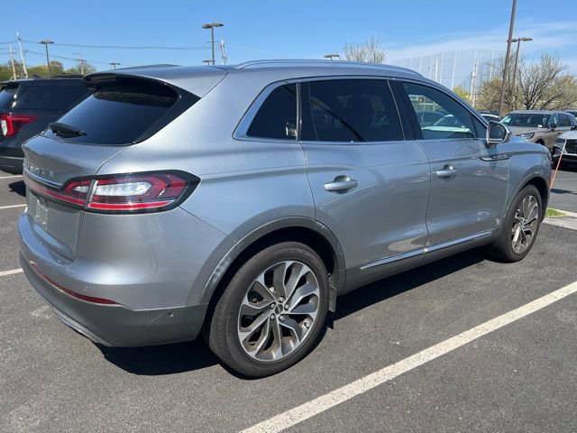 Used 2022 Lincoln Nautilus Reserve FWD image 4