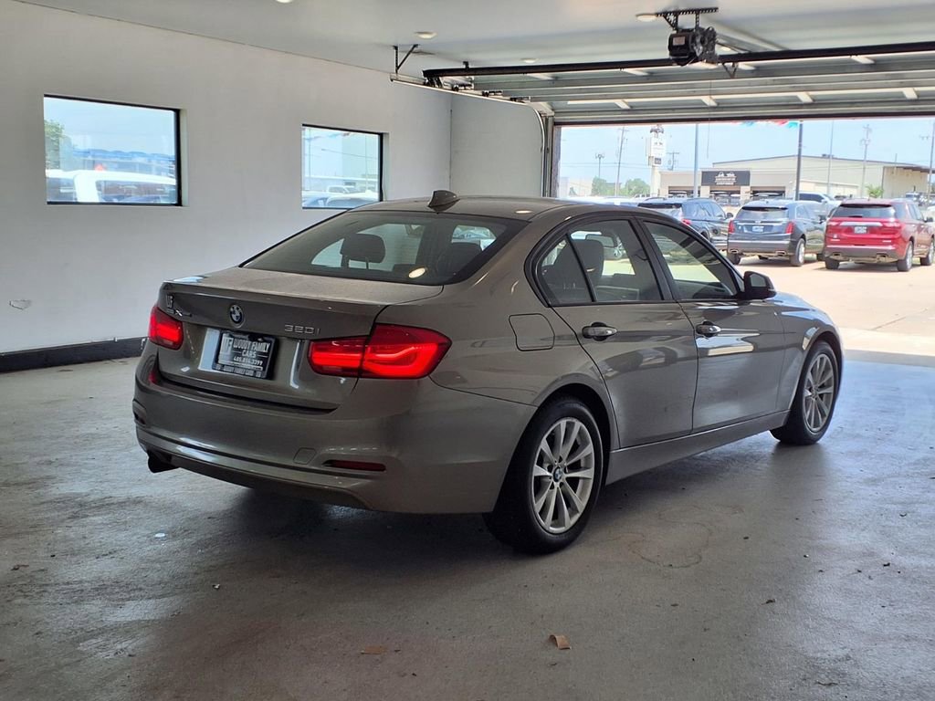 Used 2016 BMW 320i xDrive Sedan AWD/4WD image 21