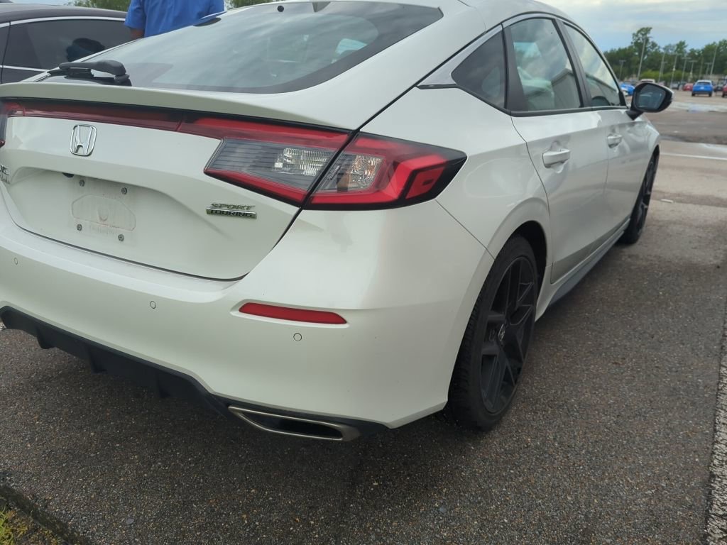 Certified 2024 Honda Civic Sport Touring image 3