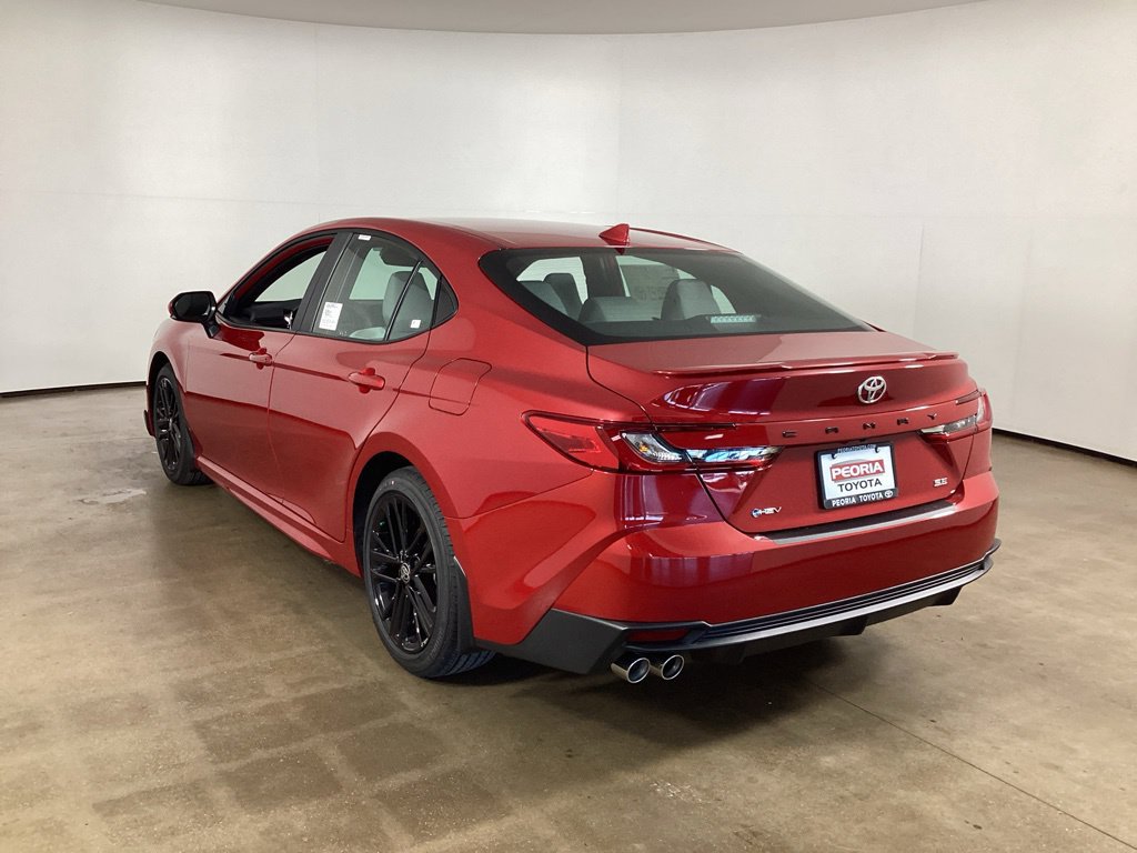 Used 2026 Toyota Camry SE w/ Convenience Package FWD image 6