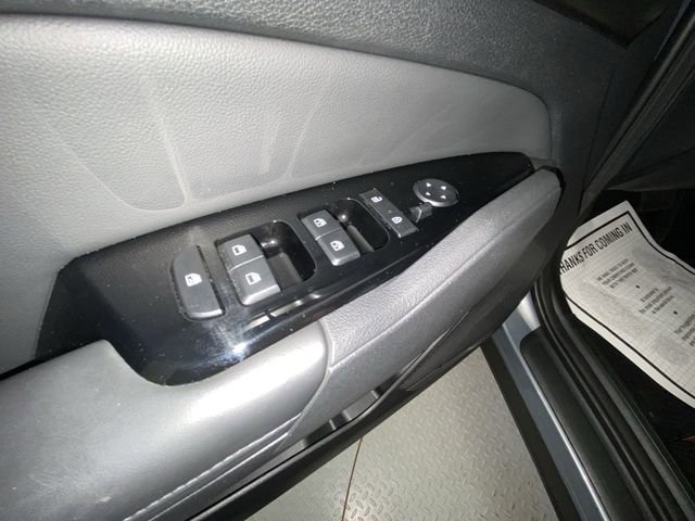 Used 2024 Kia Sportage EX FWD image 13