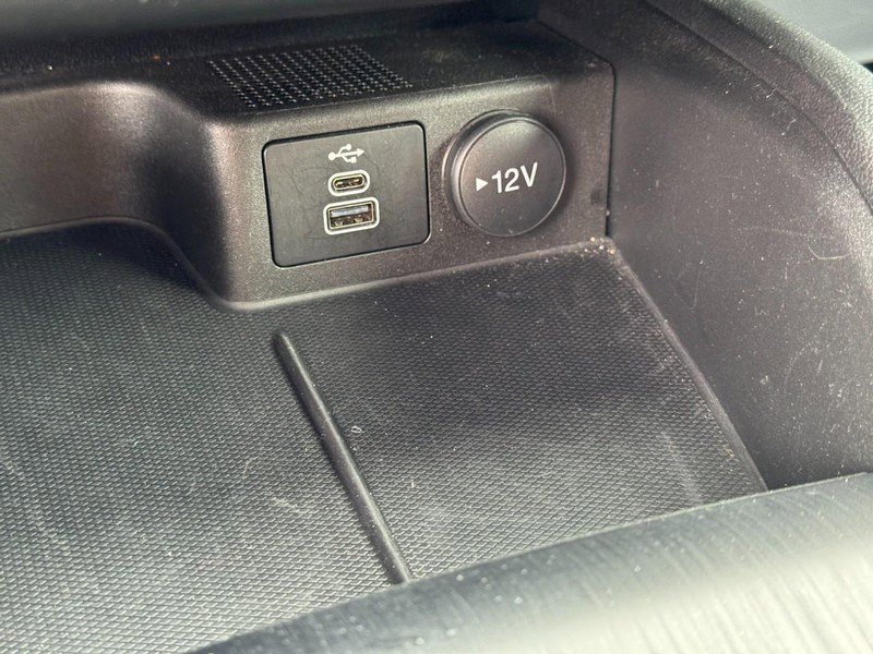 Used 2025 Ford Escape ST-Line image 22