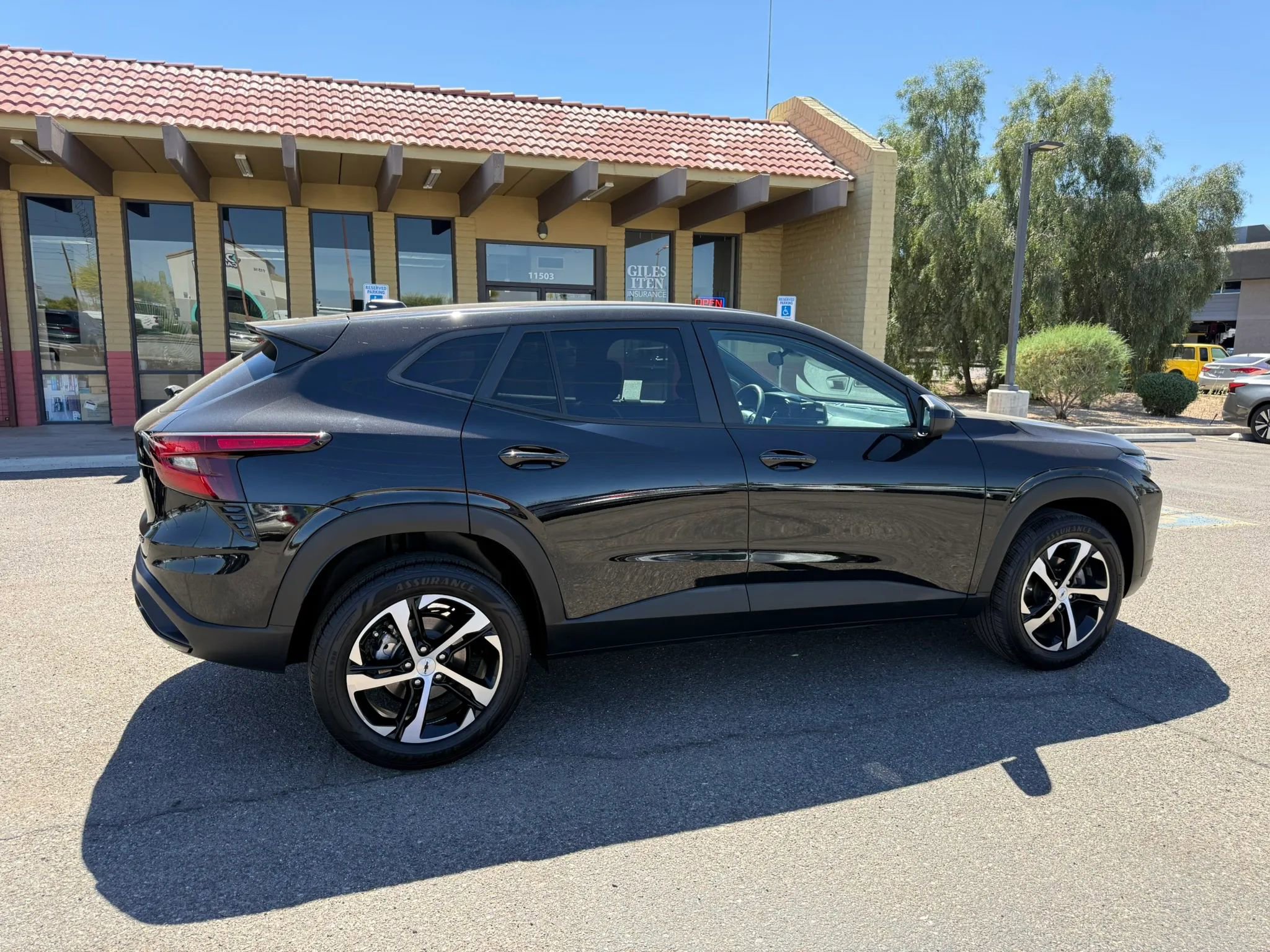 Used 2024 Chevrolet Trax RS image 11