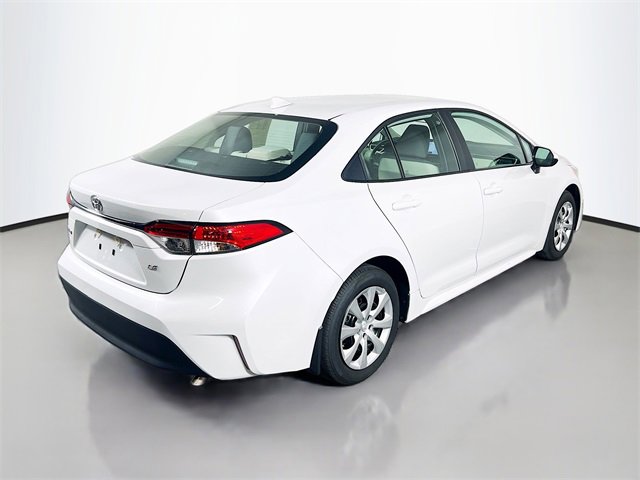 Used 2025 Toyota Corolla LE image 7
