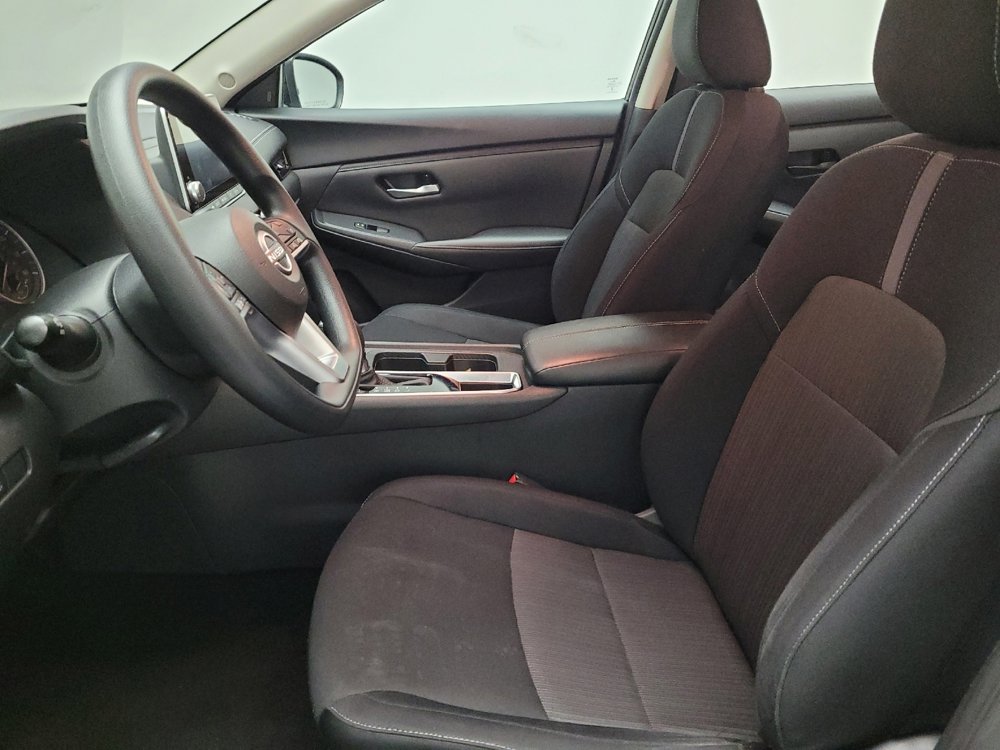 Used 2024 Nissan Sentra SV image 17