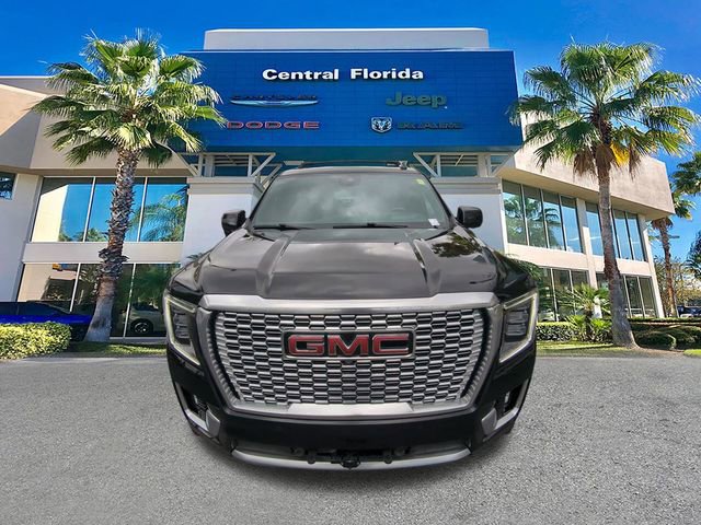 Used 2024 GMC Yukon Denali w/ Advanced Technology Package image 3