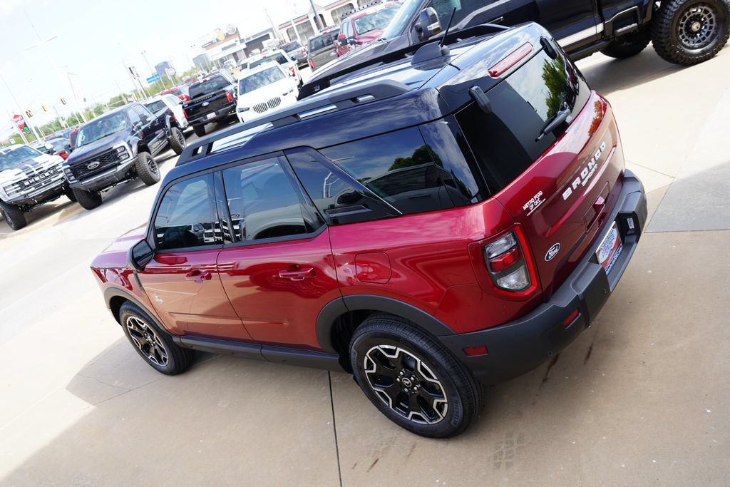 New 2026 Ford Bronco Sport Outer Banks w/ Outer Banks Tech Package+ AWD/4WD image 13