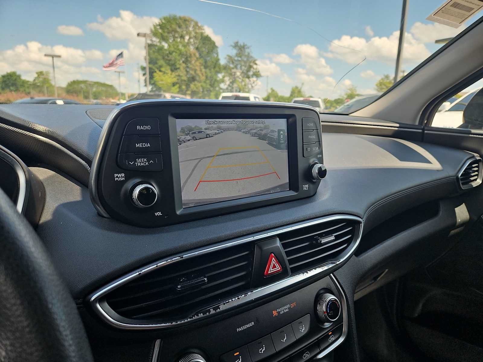 Used 2019 Hyundai Santa Fe SEL FWD image 29
