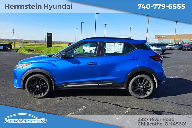 Used 2024 Nissan Kicks SR w/ SR Premium Package FWD image 4