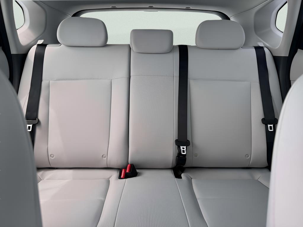 Used 2026 Hyundai Kona SE image 16