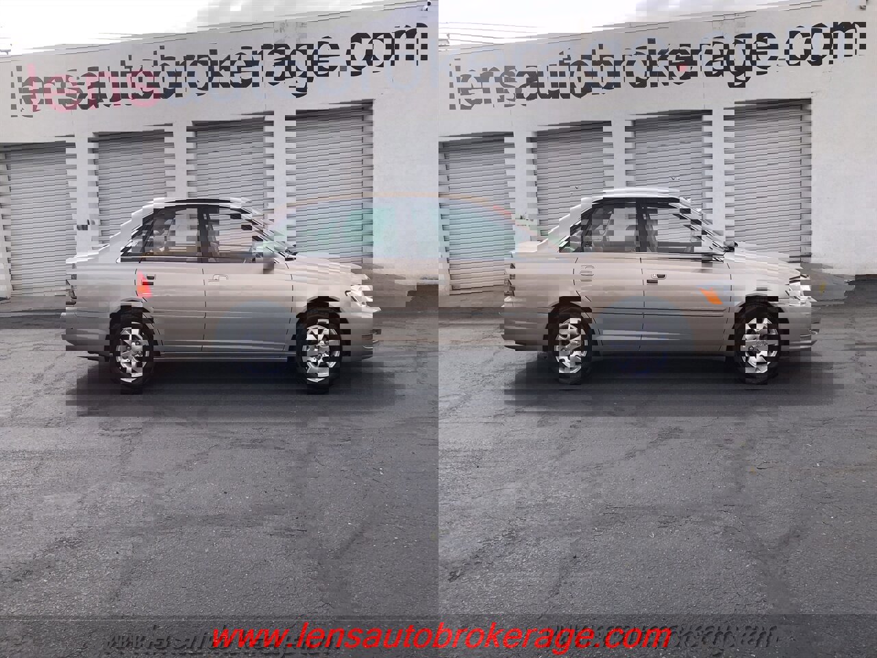 Used 2001 Toyota Avalon XLS image 1