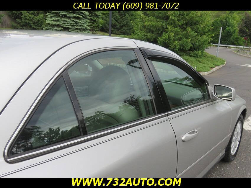 Used 2004 Lincoln LS image 30