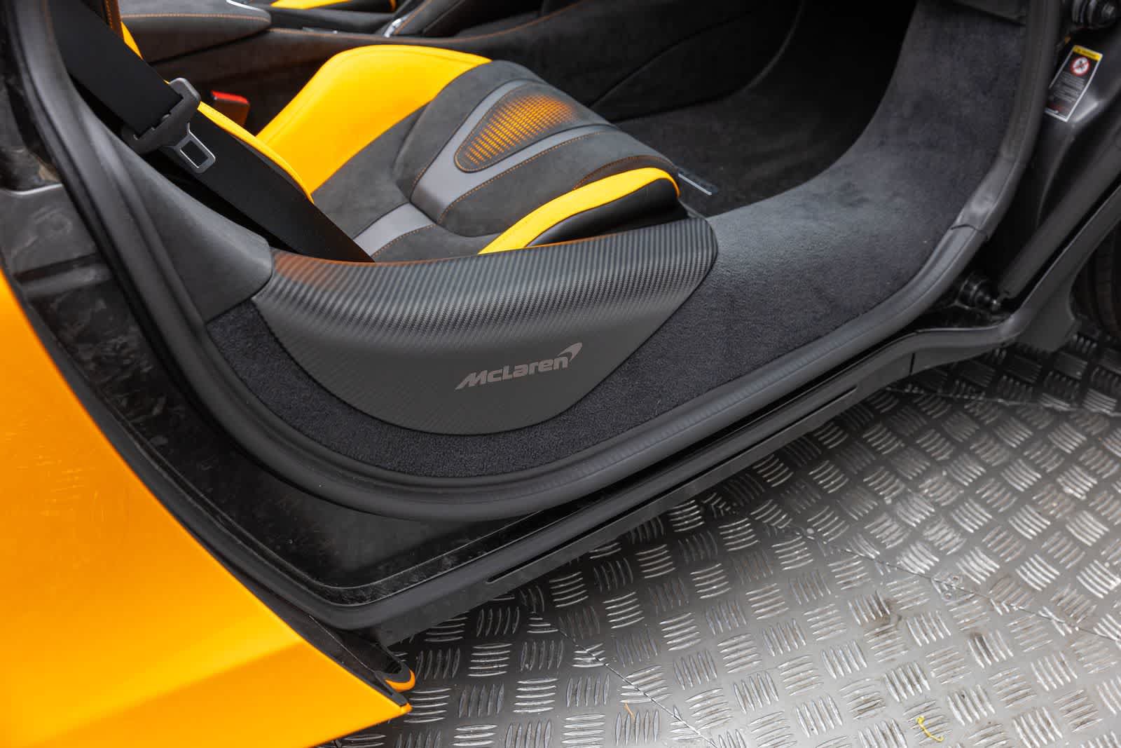 New 2027 McLaren 750S Spider RWD image 37