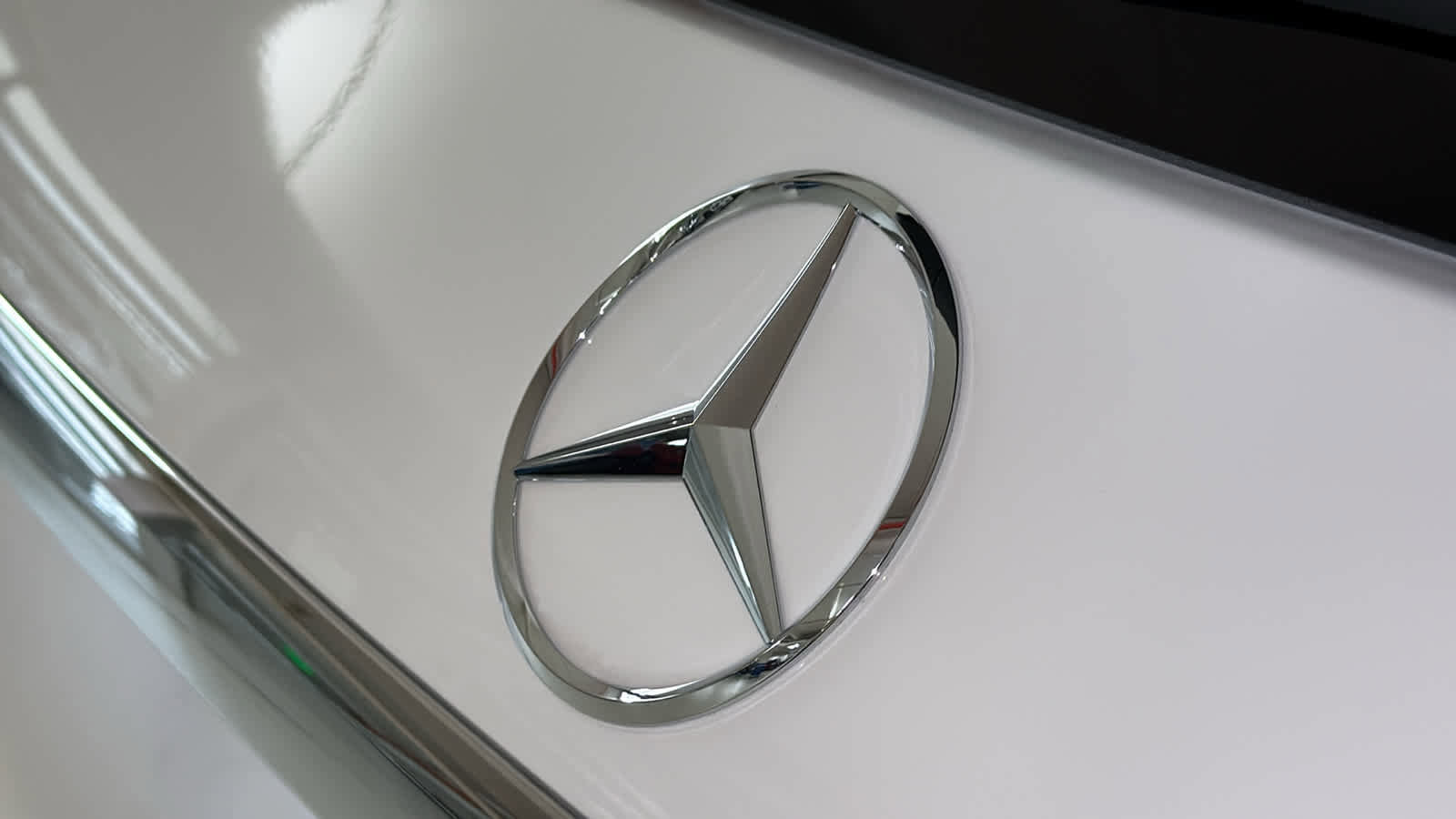 New 2026 Mercedes-Benz GLS 450 4MATIC image 9