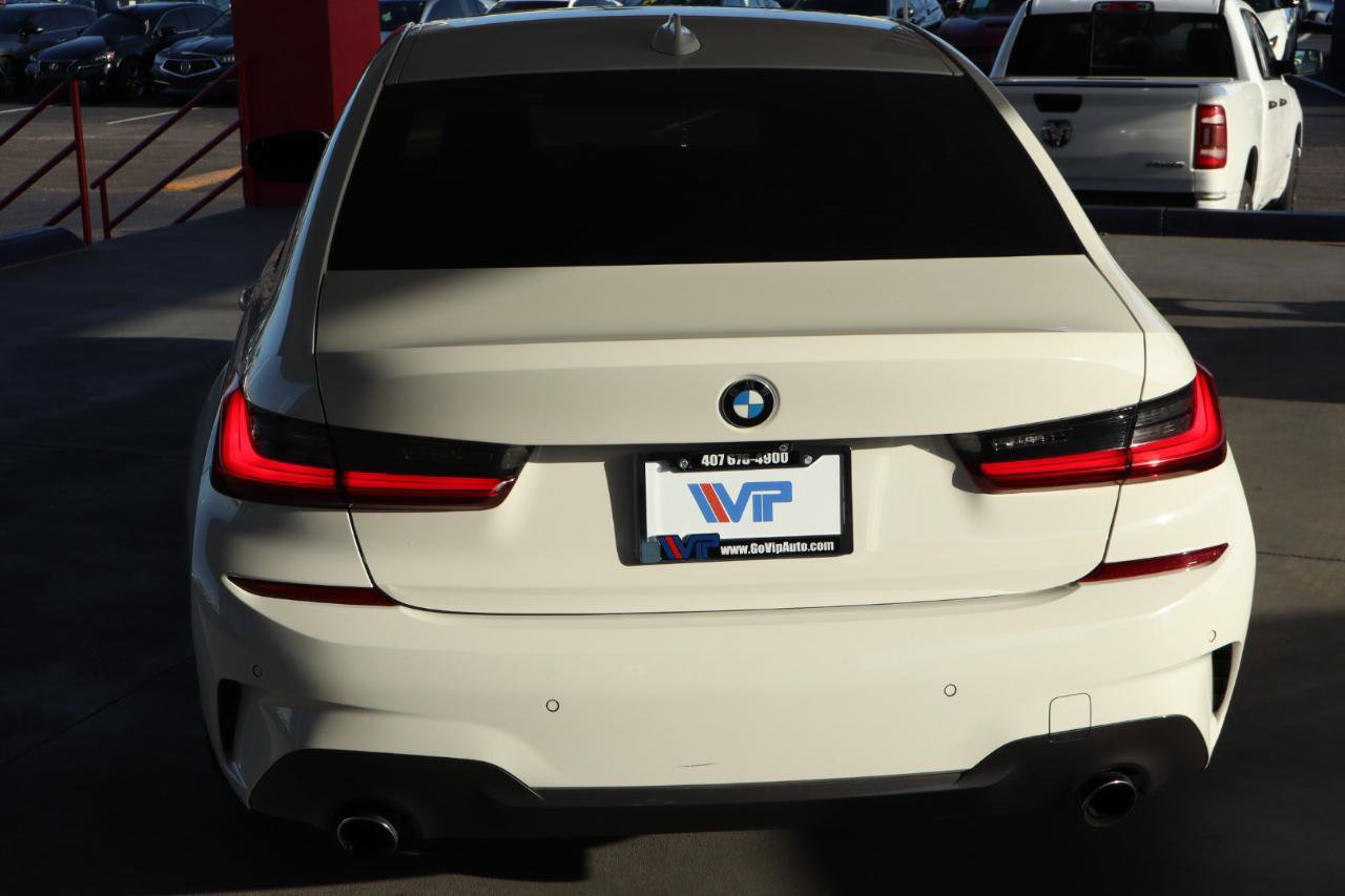 Used 2019 BMW 330i Sedan w/ M Sport Package RWD image 6