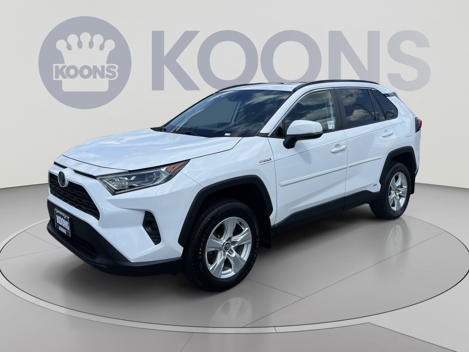 Used 2021 Toyota RAV4 XLE w/ Convenience Package